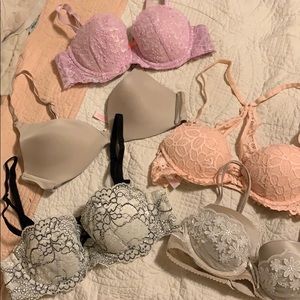 Set of victoria secret bras